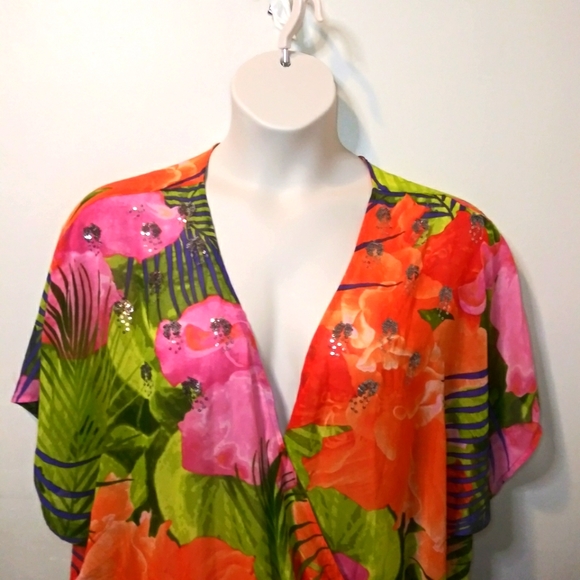 Lane Bryant Size 18/20 Sequin Trimmed Vibrant Tropical Floral Chiffon Blouse - Picture 2 of 10